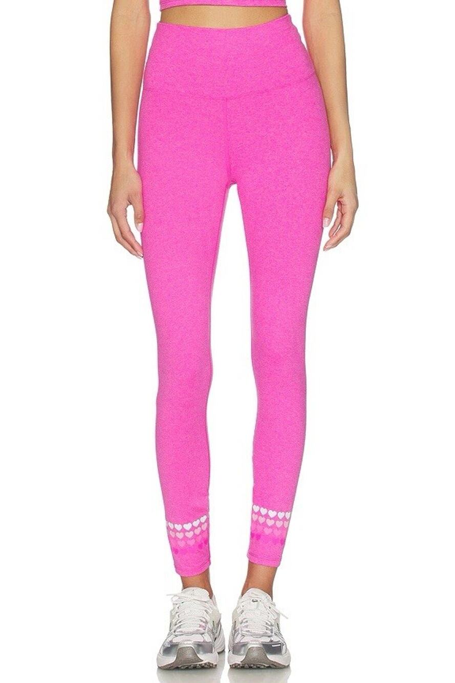 NEW Beach Riot Piper Leggings Size XS Pink Hearts 7/8 Length High Rise REVOLVE